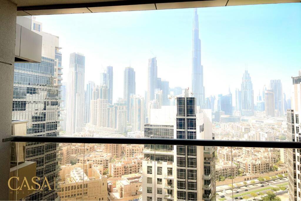 Lovely Big Studio W/ Burj Khalifa View In Downtown Dubai Exterior photo